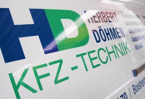 Fahrzeugbeschriftung / Herbert Doehmen KFZ