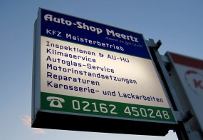 Leuchtkasten / Auto-Shop Meertz